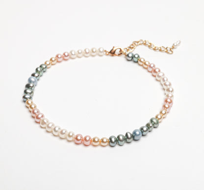 Ula Anklet in Light Pearl Mix