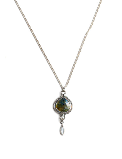 Femi Necklace in Labradorite Mix