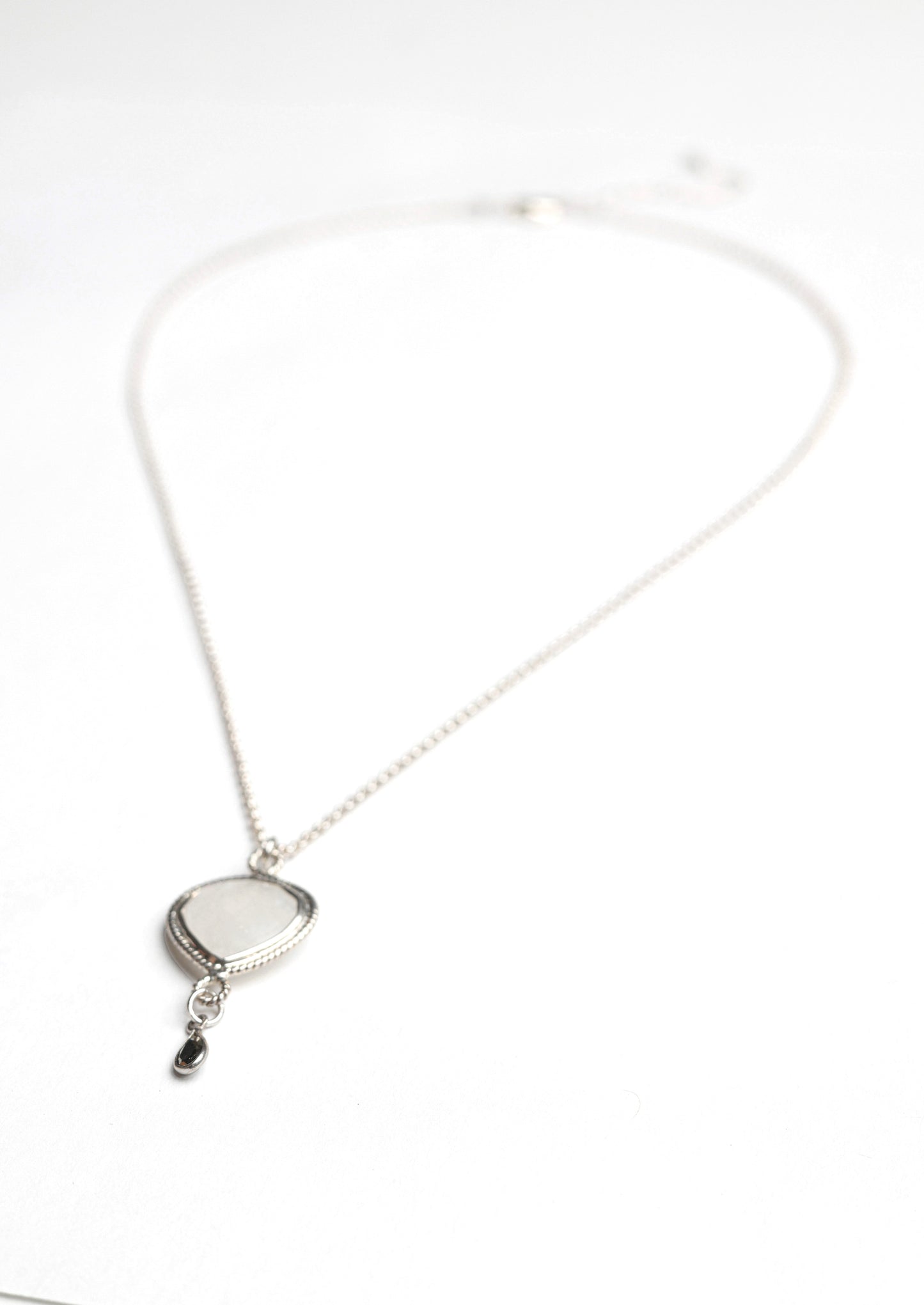 Femi Necklace in Moonstone Mix