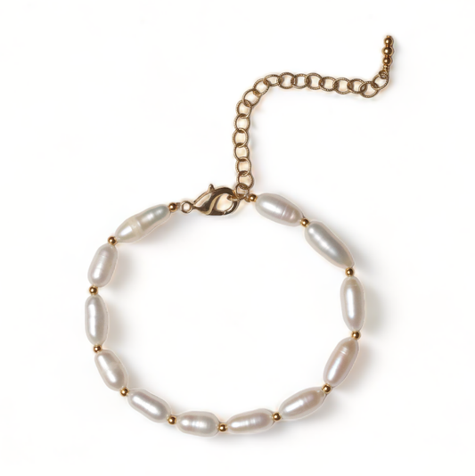 Neve Bracelet in White Pearl