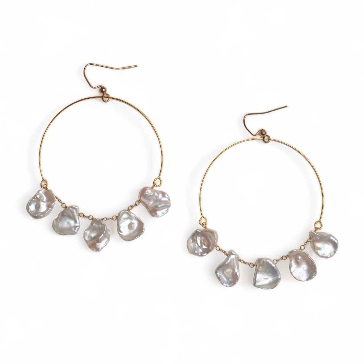 Christina Earring in White Pearl