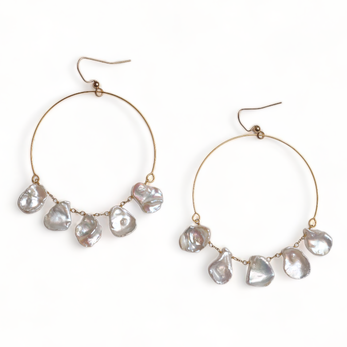 Christina Earring in White Pearl