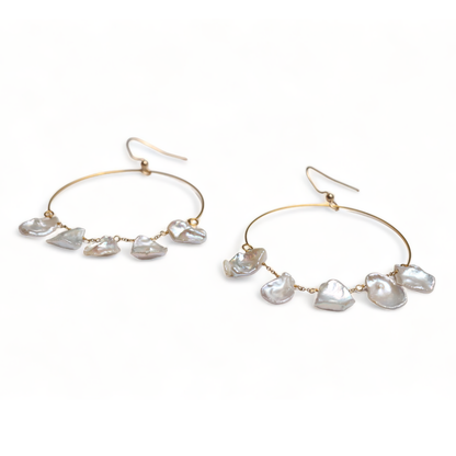 Christina Earring in White Pearl