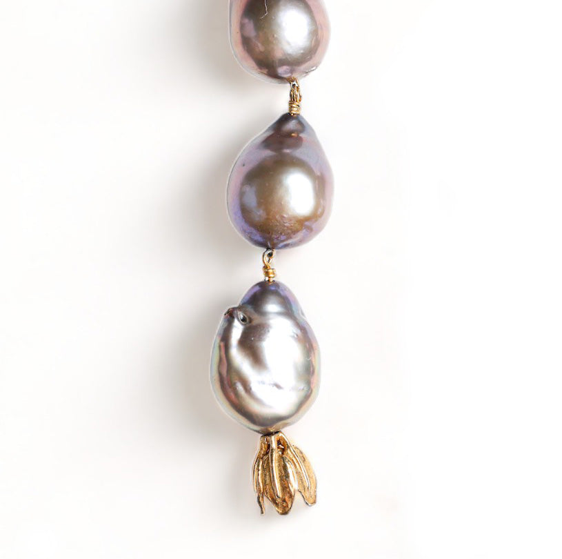 Monet Earring in Peacock Pearl