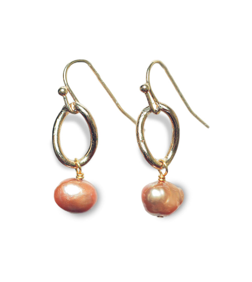 Jolie Earring in Champagne Pearl