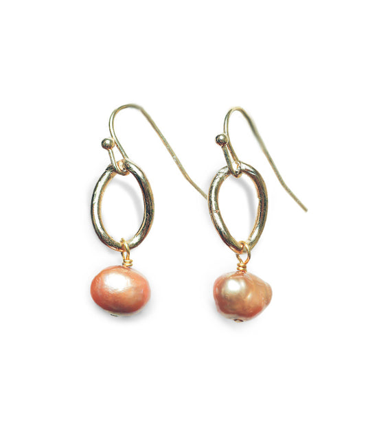 Jolie Earring in Champagne Pearl