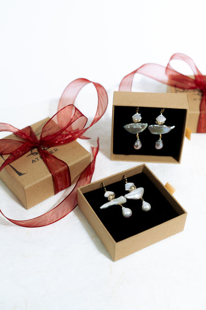 Florence Earring in White Pearl